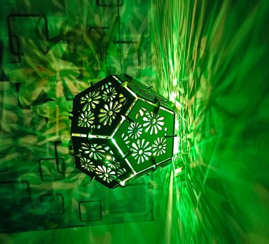 Geometric Floral Glow Lamp – Available in Green, Red, and Warm White